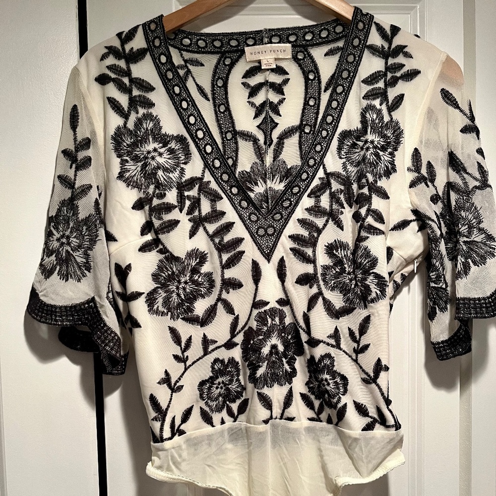 VICI- Black and White Body Suit